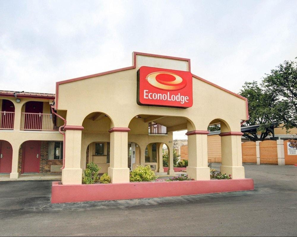Econo Lodge San Marcos University Area Екстериор снимка